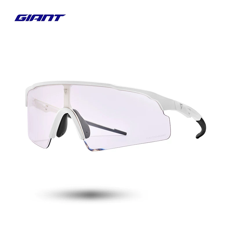 Kính Đổi Màu Giant Breeze G11