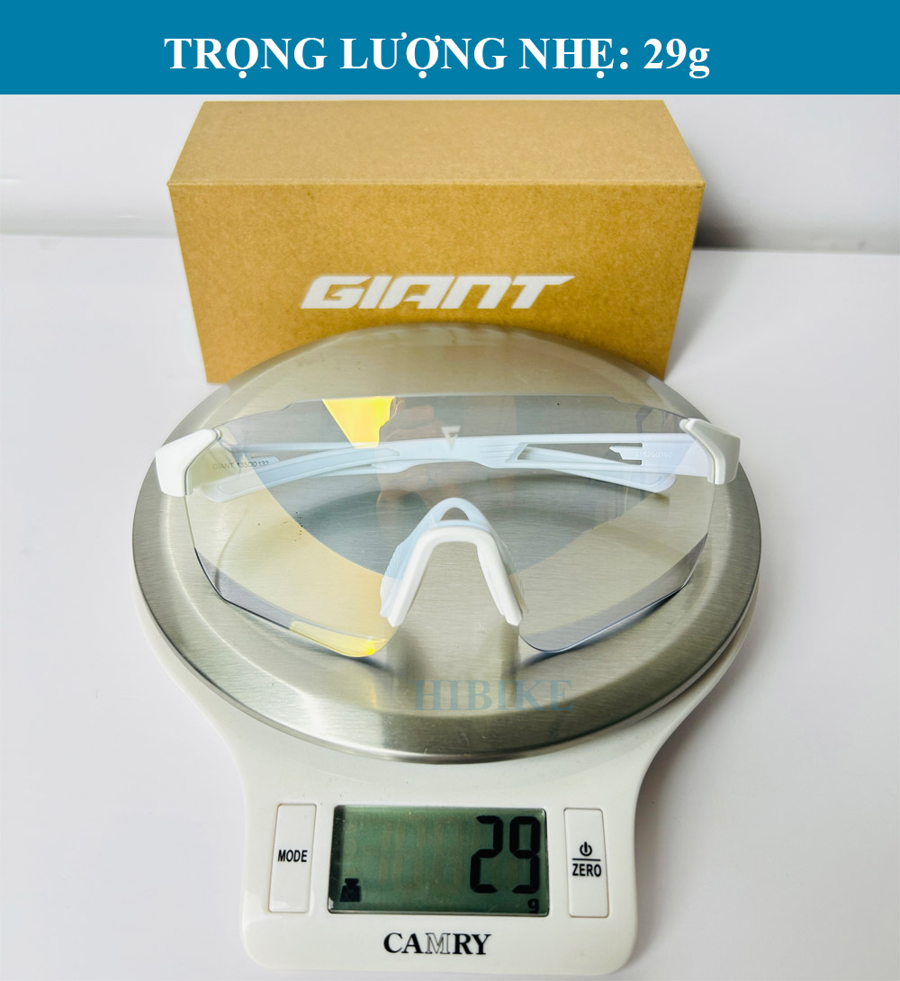 Kính Xe Đạp Đổi Màu GIANT HURRICANE 02