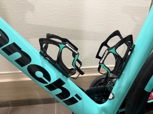 Gọng Bình Nước Xe Đạp CARBON BIANCHI