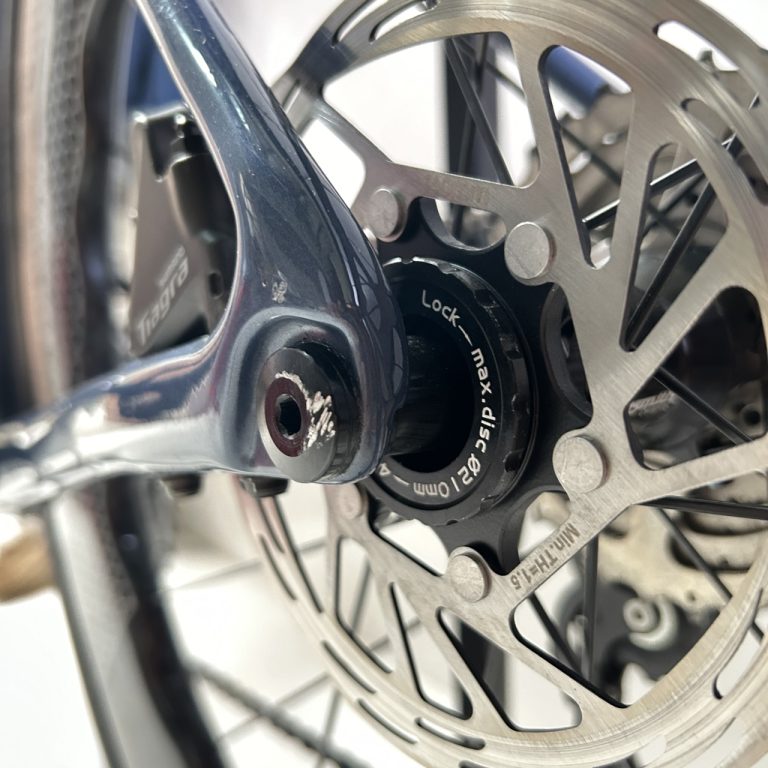 Ti trục lớn 12mm dùng chuyển đổi lắp Rulo