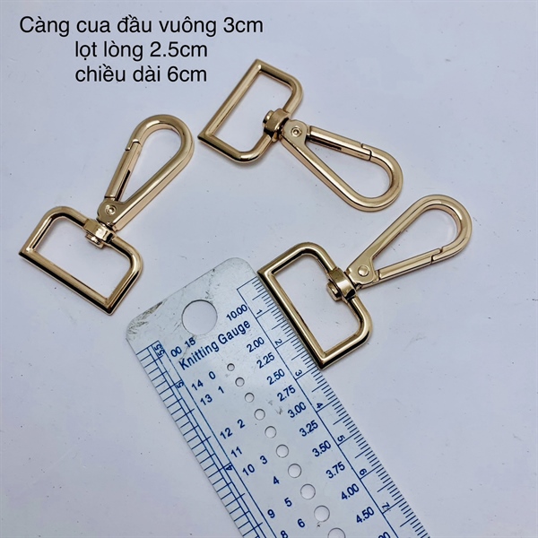 Càng cua đầu vuông 3cm lọt lòng 2.5 dài 6cm màu vàng