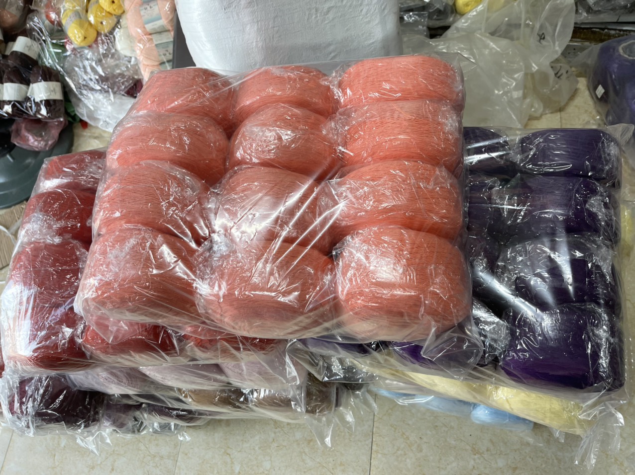 Sợi len cotton trơn cuộn 350gr
