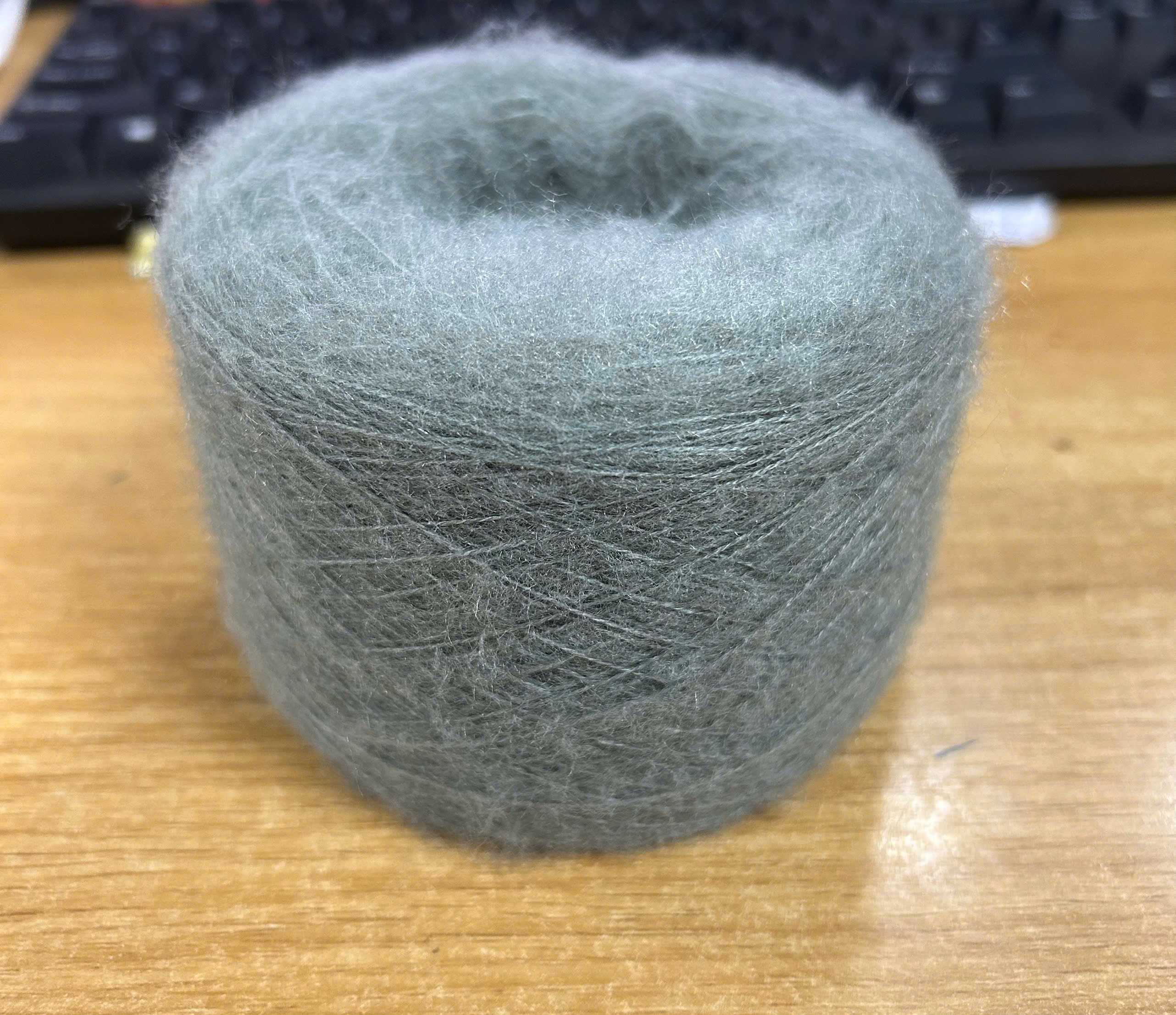 len Mohair sợi nhỏ