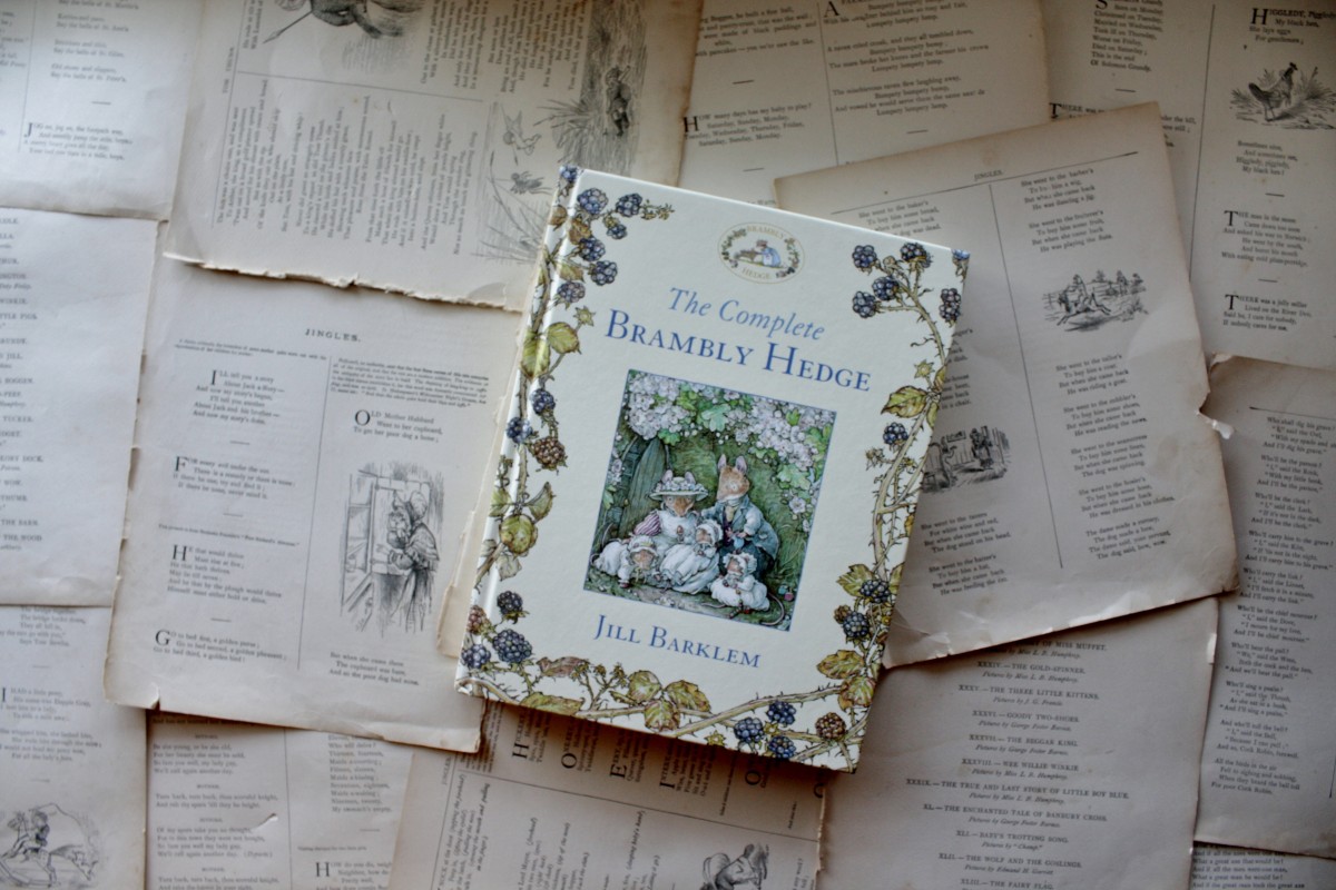 Khám Phá Bộ Sách Kinh Điển 'Brambly Hedge' - Cuộc Phiêu Lưu Của Những Chú Chuột Nhỏ