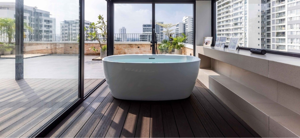 Cải tạo hai căn hộ thành không gian thông tầng 310m² ngập nắng tại Sài Gòn