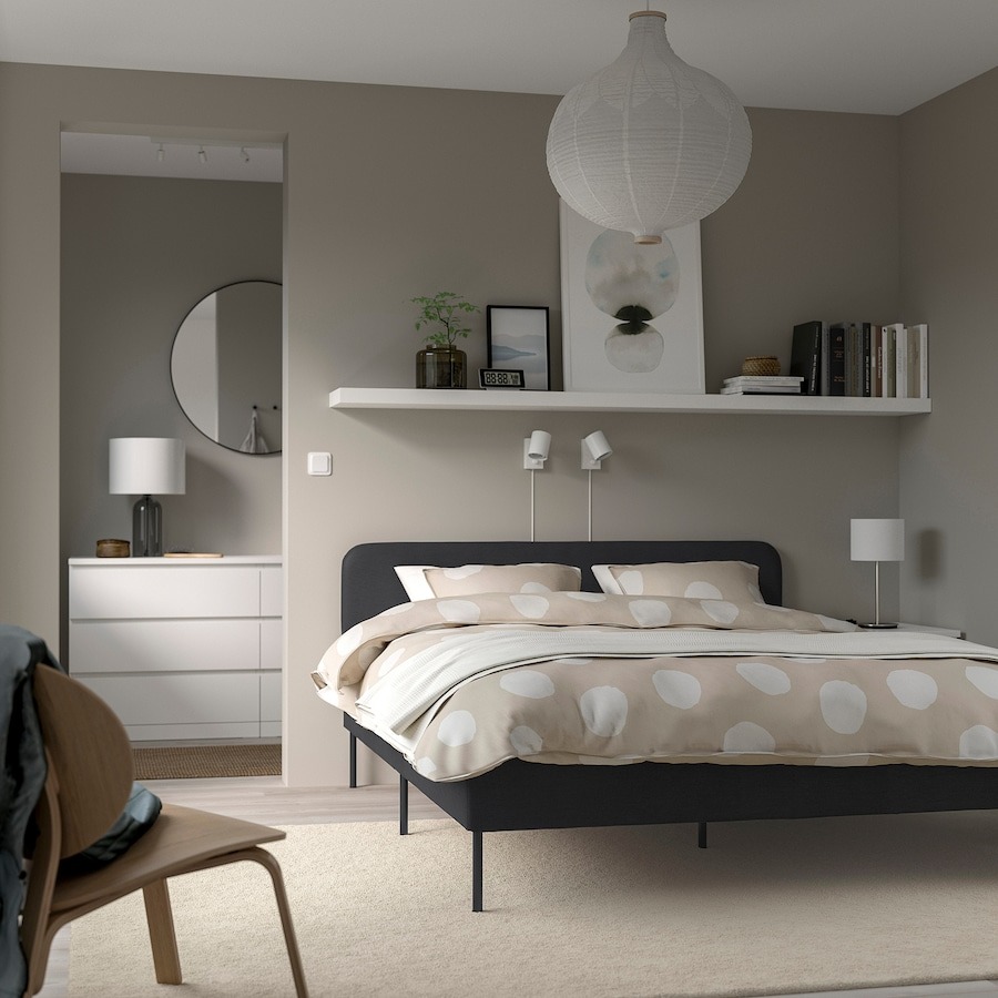 Giường IKEA VALLAVIK mang đến vẻ đẹp hiện đại và êm á