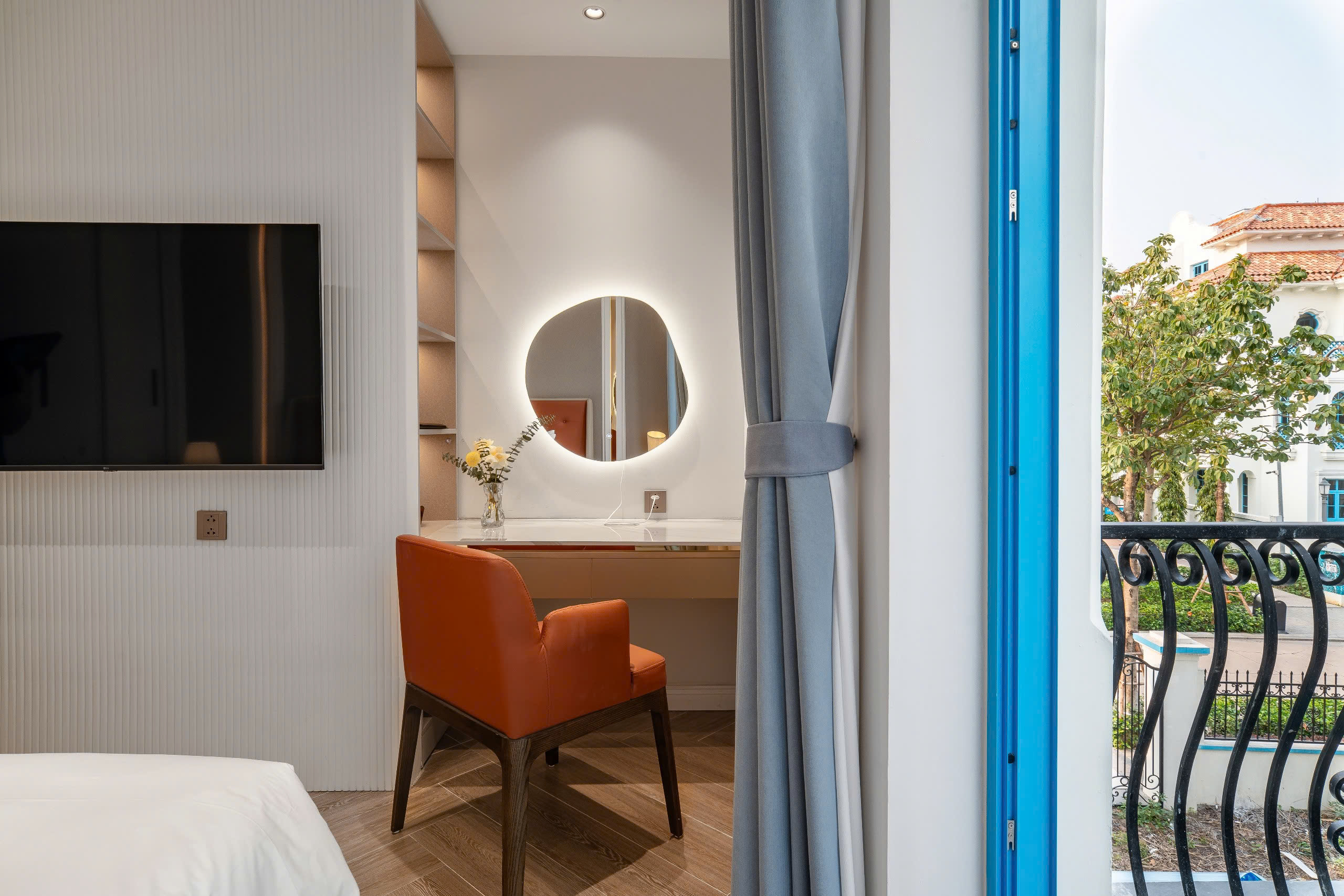 Villa Gần Biển Cho Nhóm Từ 6–12 Người: Lên Lịch Trình Ăn Chơi Và Tổ Chức Tiệc Sao Cho Hợp Lý?