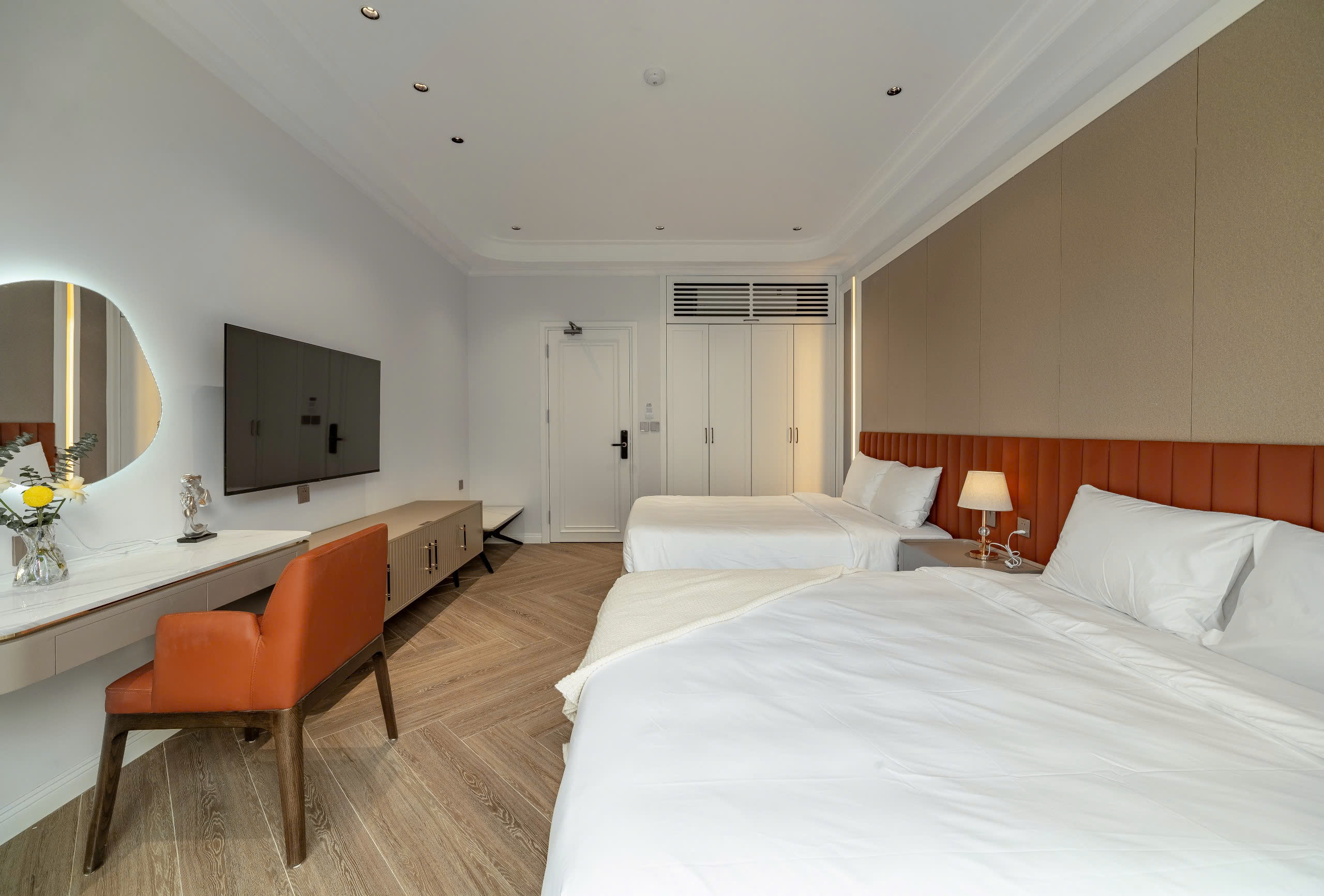 Kinh Nghiệm Thuê Villa Hạ Long Dành Cho Đoàn Thể: Không Gian Rộng – Dịch Vụ Tốt – Giá Hợp Lý