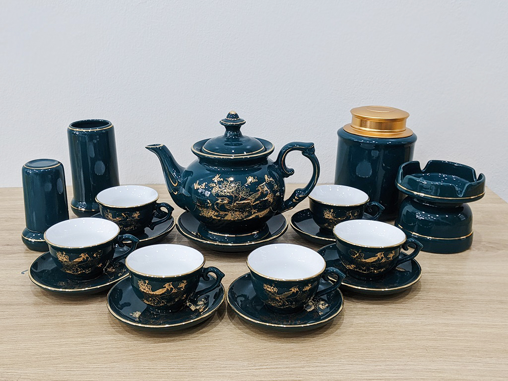 Bộ ấm chén men xanh lục bảo, men xanh cổ vịt