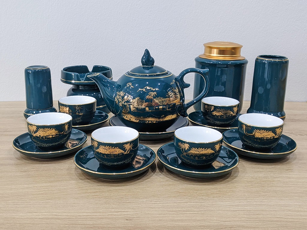 Bộ ấm chén men xanh lục bảo, men xanh cổ vịt