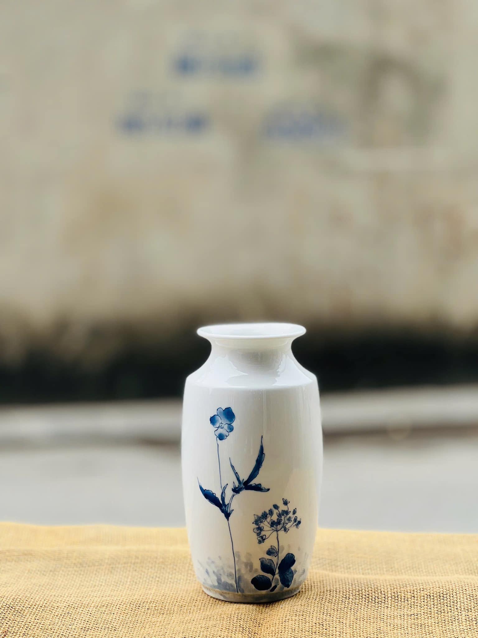 Lọ hoa gốm sứ vẽ tay 4