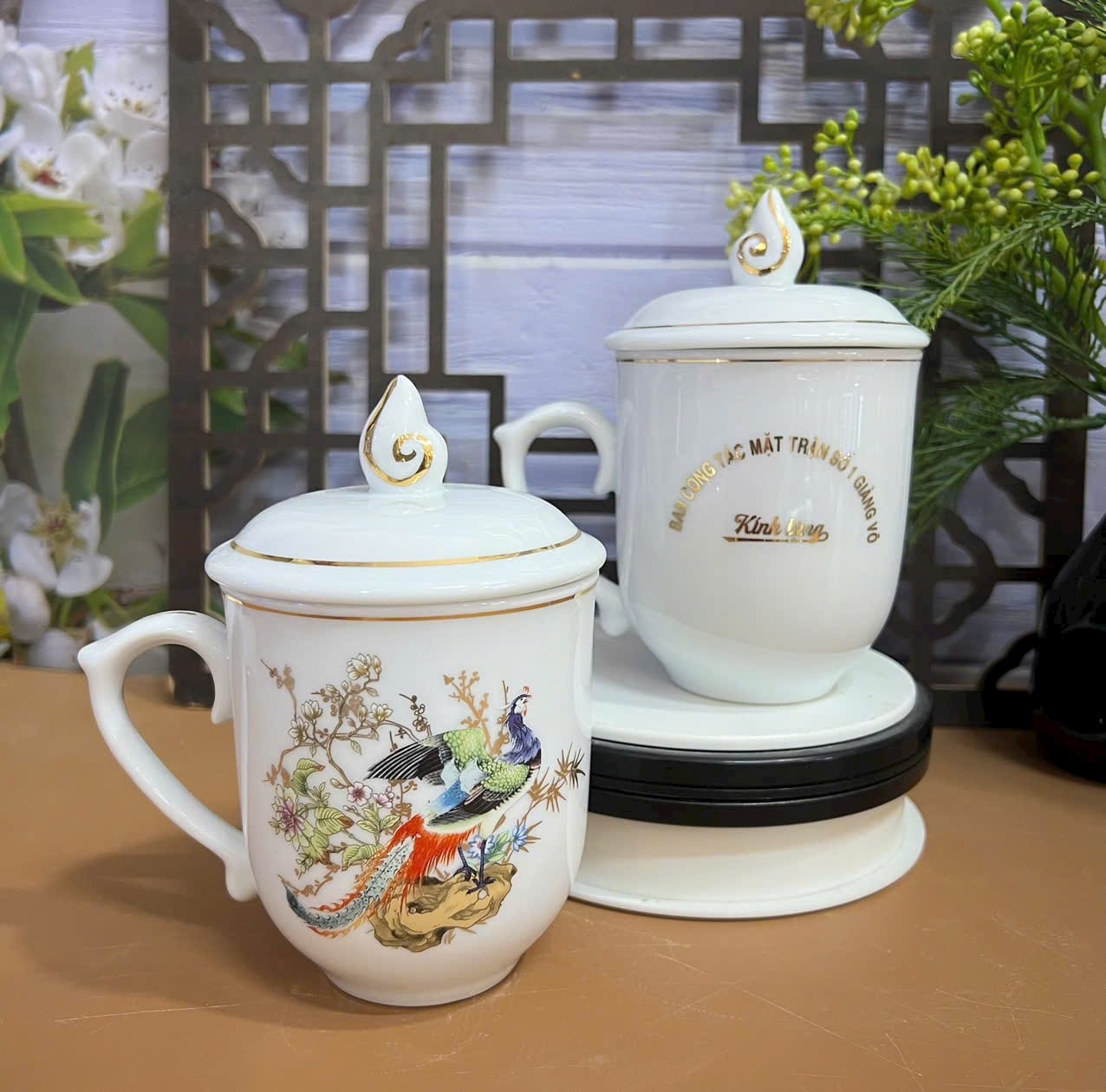 Cốc sứ mẫu đơn Vinh hoa Phú quý khảm vàng