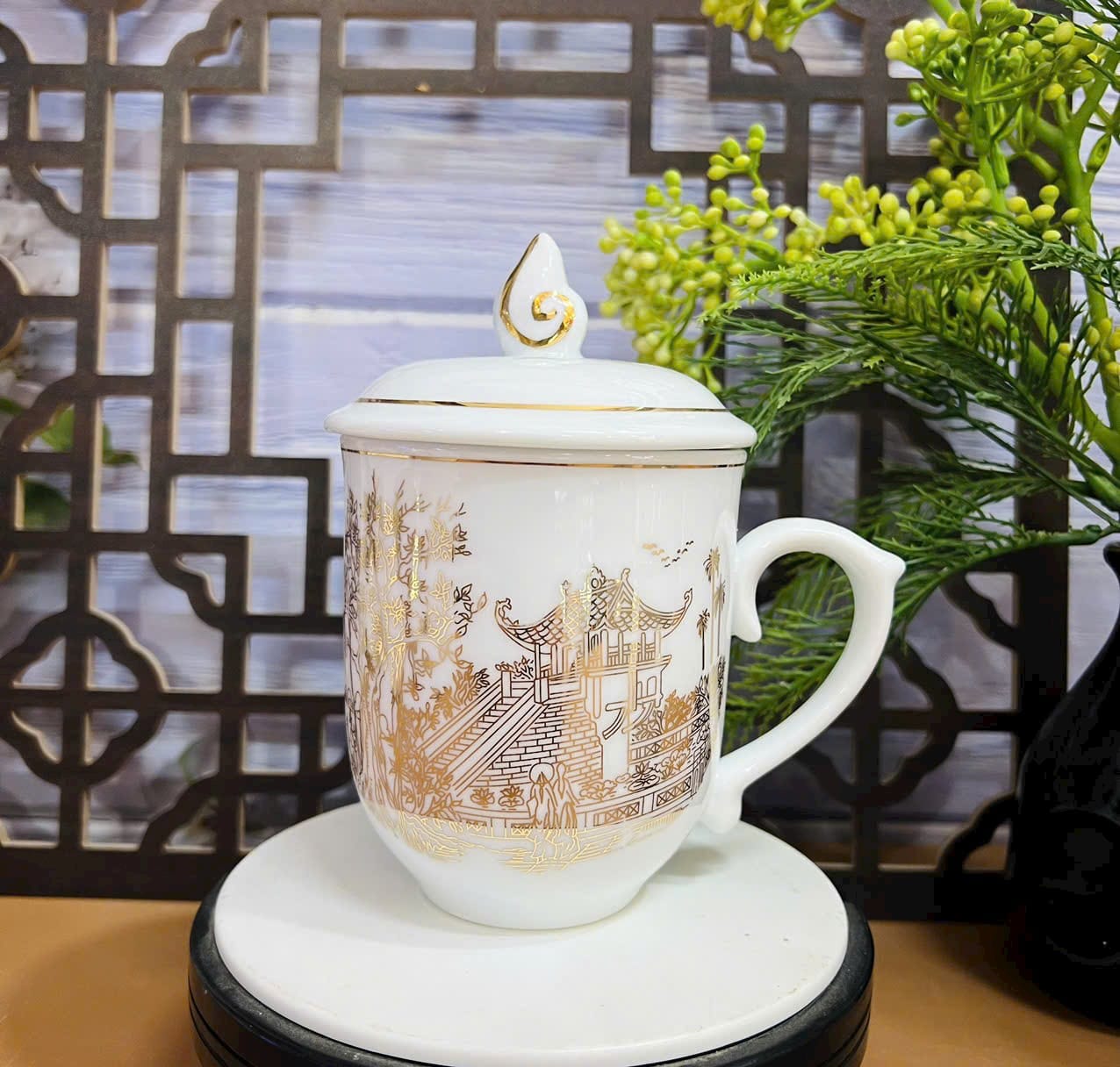 Cốc sứ mẫu đơn Vinh hoa Phú quý khảm vàng