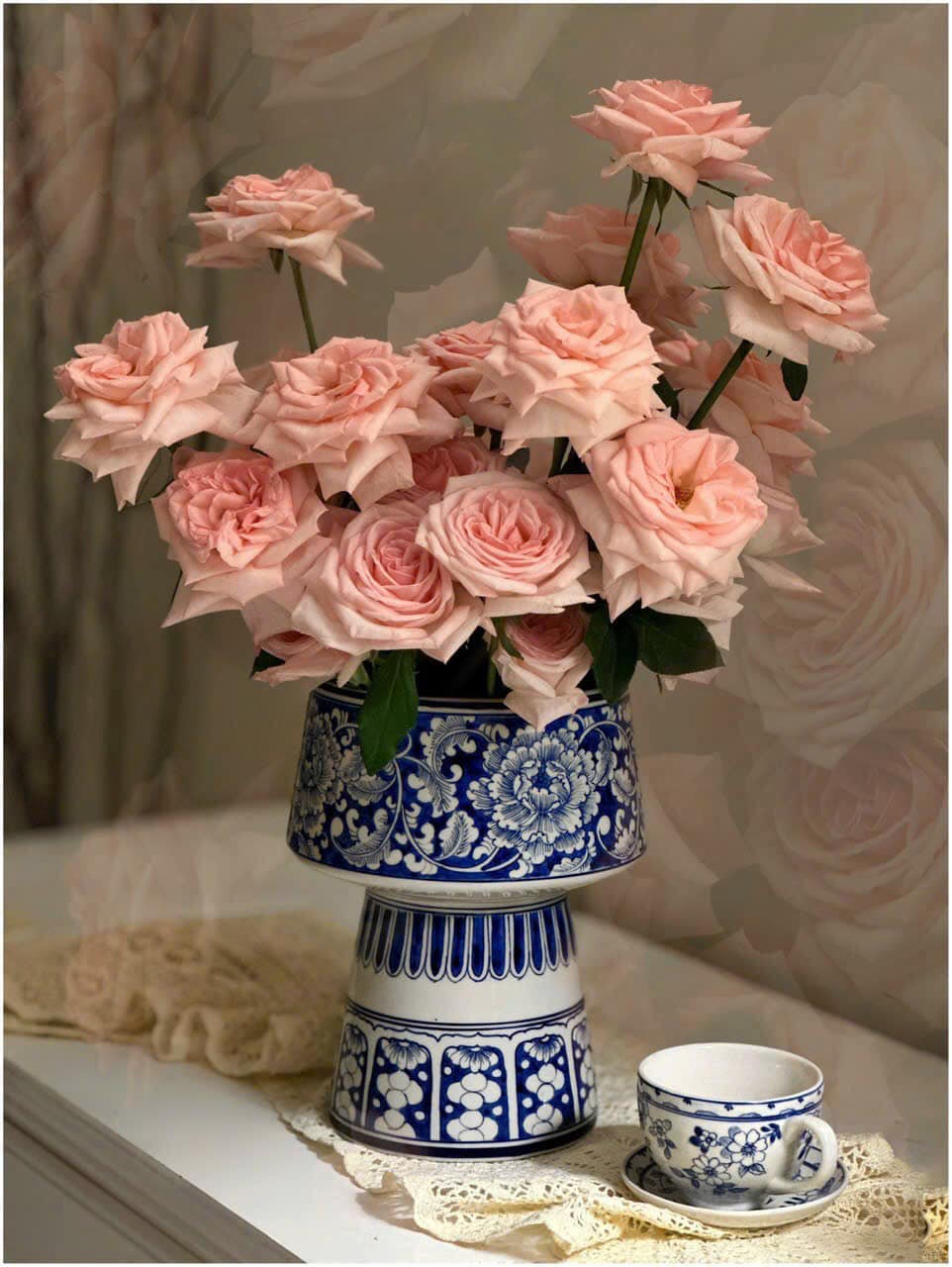 Lọ hoa men lam hoàng cung