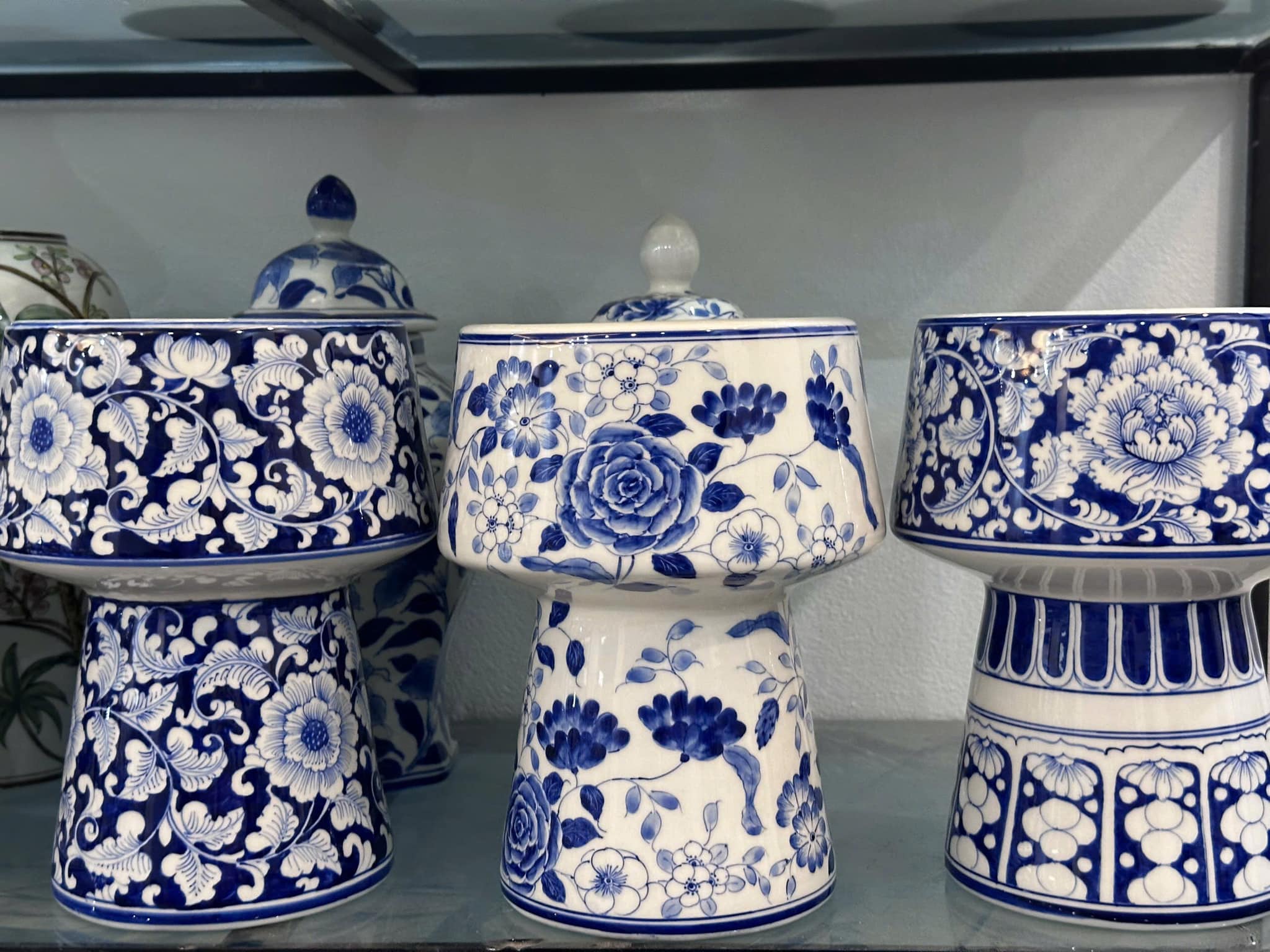 Lọ hoa men lam hoàng cung