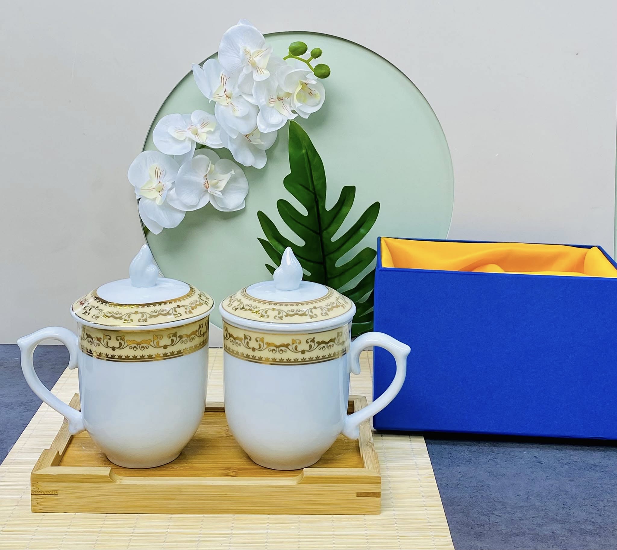 Cốc sứ khảm vàng cao cấp 2