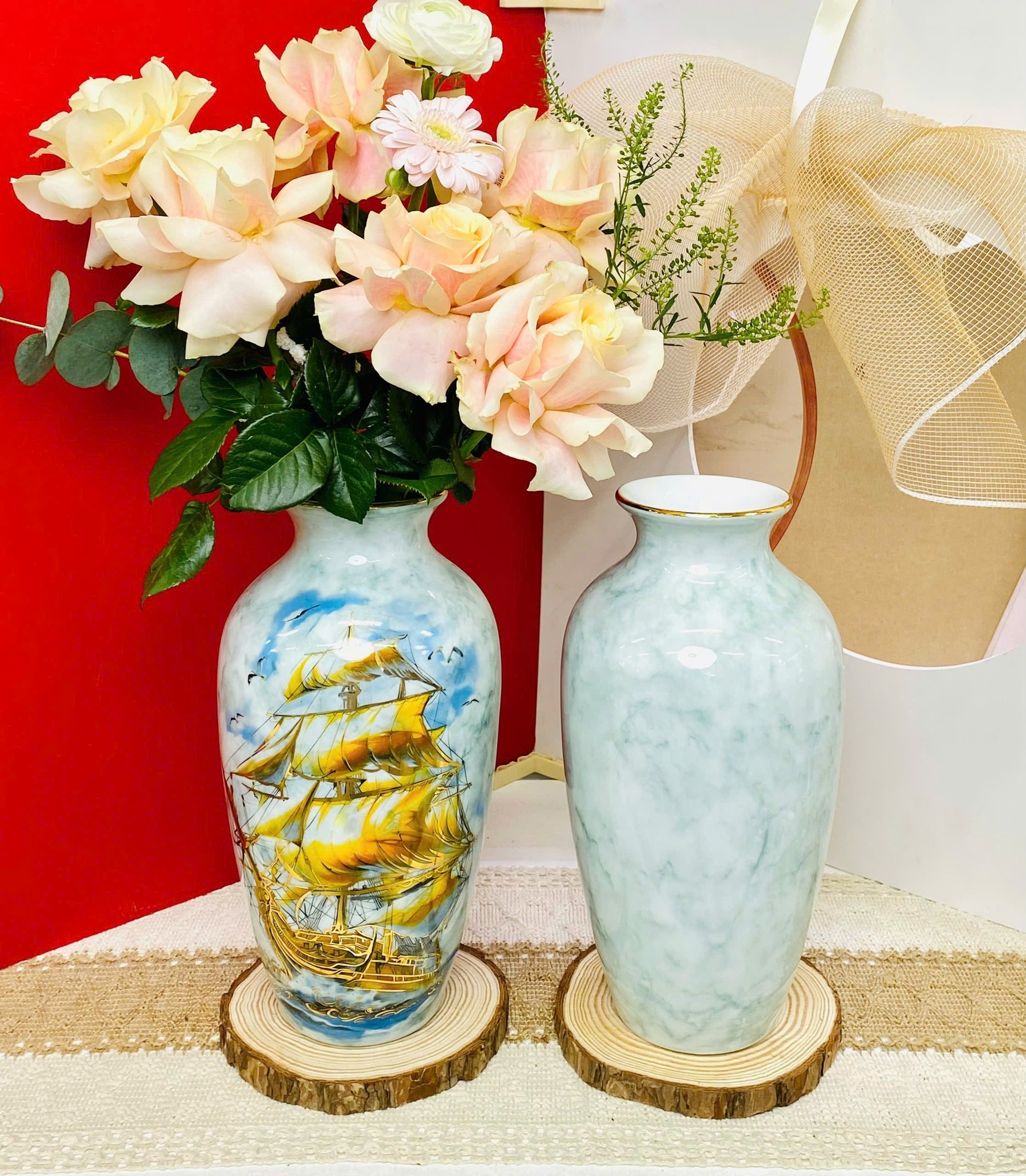 Lọ hoa sứ men đá in vàng kim