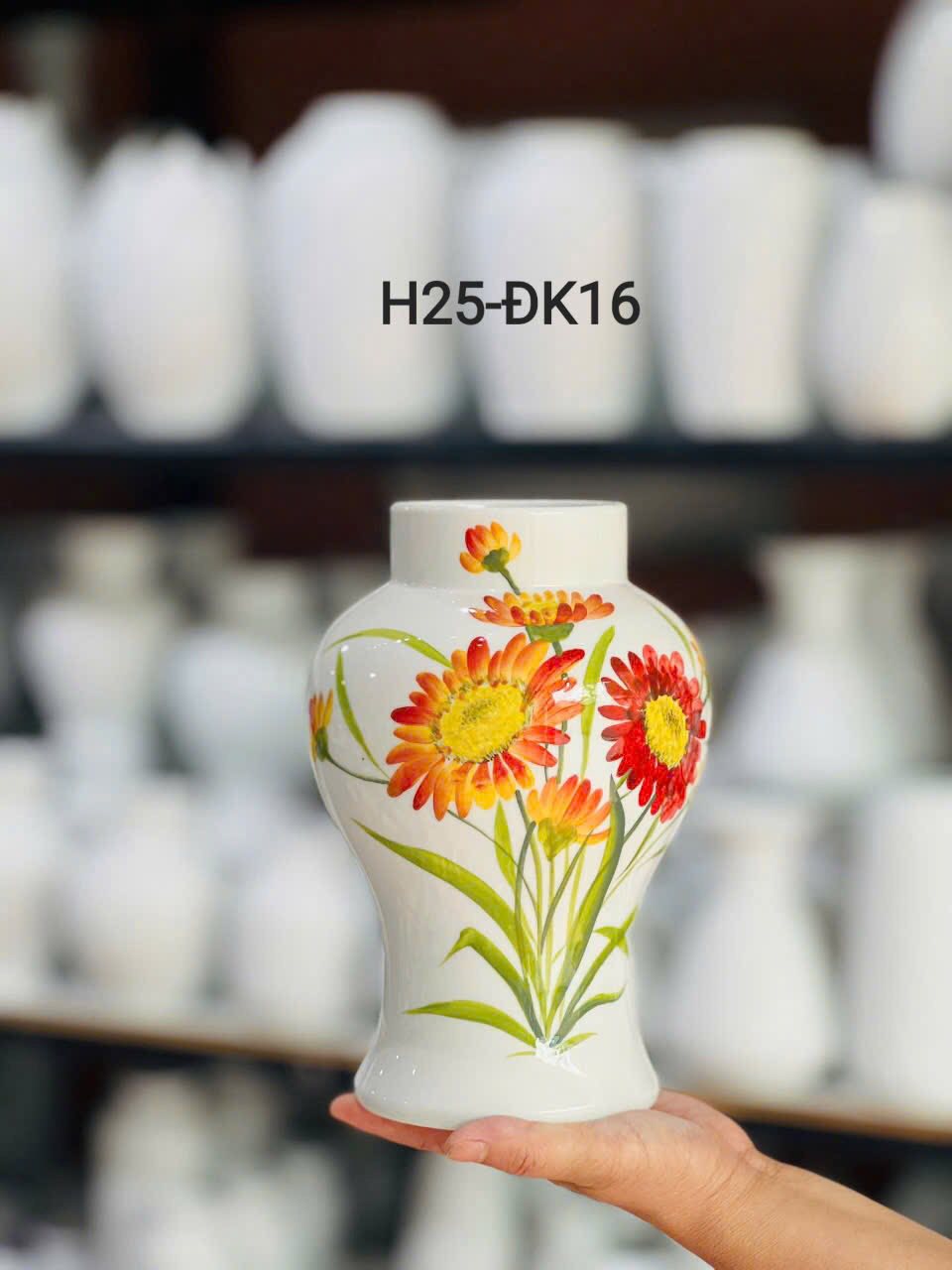 Lọ hoa gốm sứ vẽ tay 2