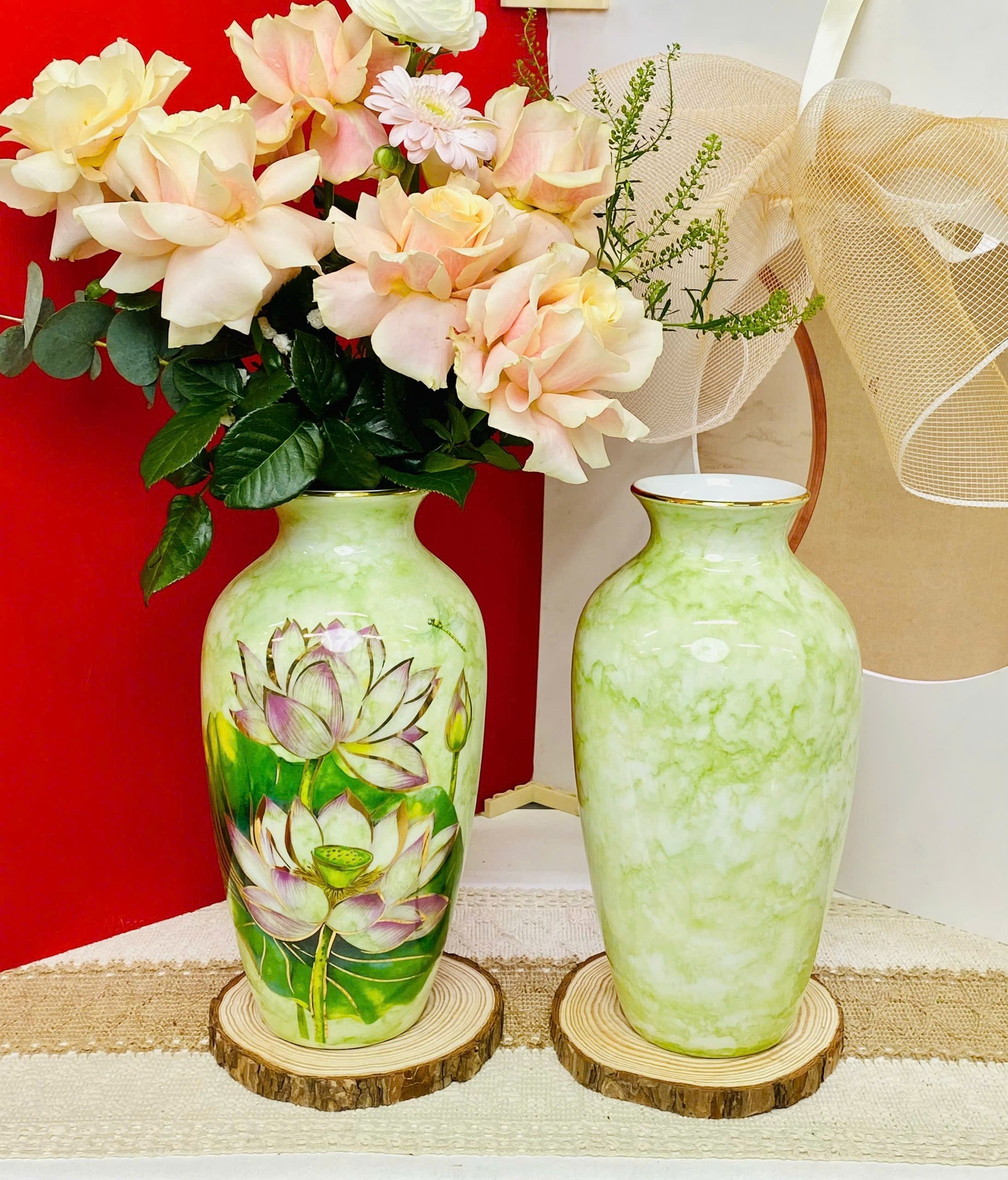 Lọ hoa sứ men đá in vàng kim