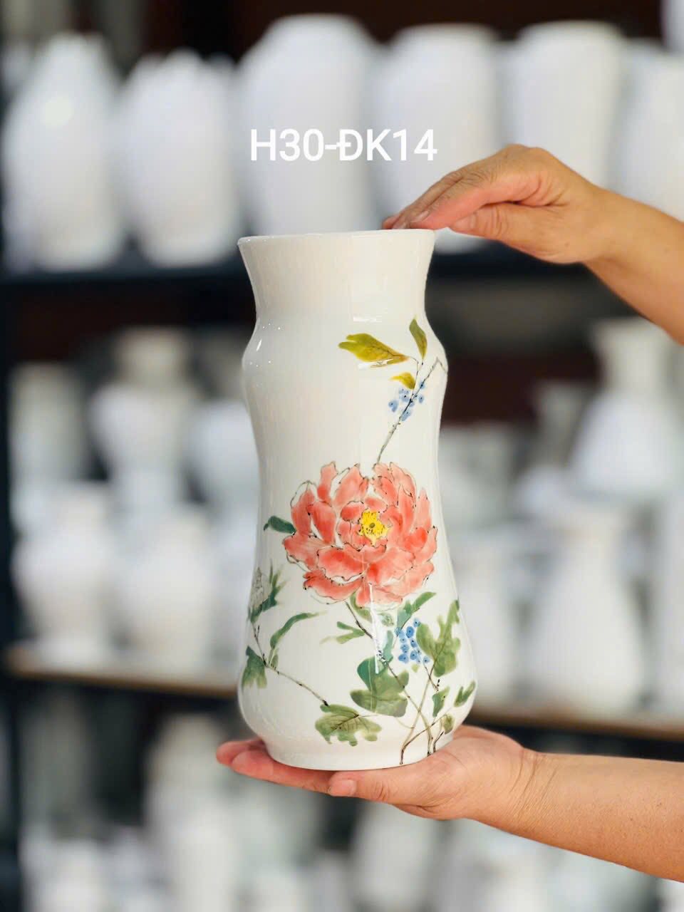 Lọ hoa gốm sứ vẽ tay 2