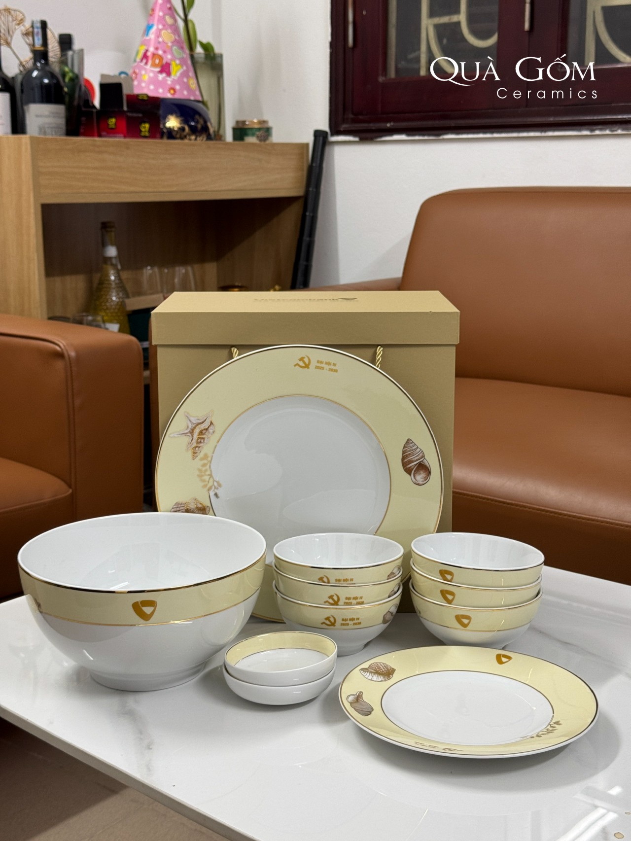 Bộ đồ ăn sứ Minh Long Hương biển kem - Vietcombank