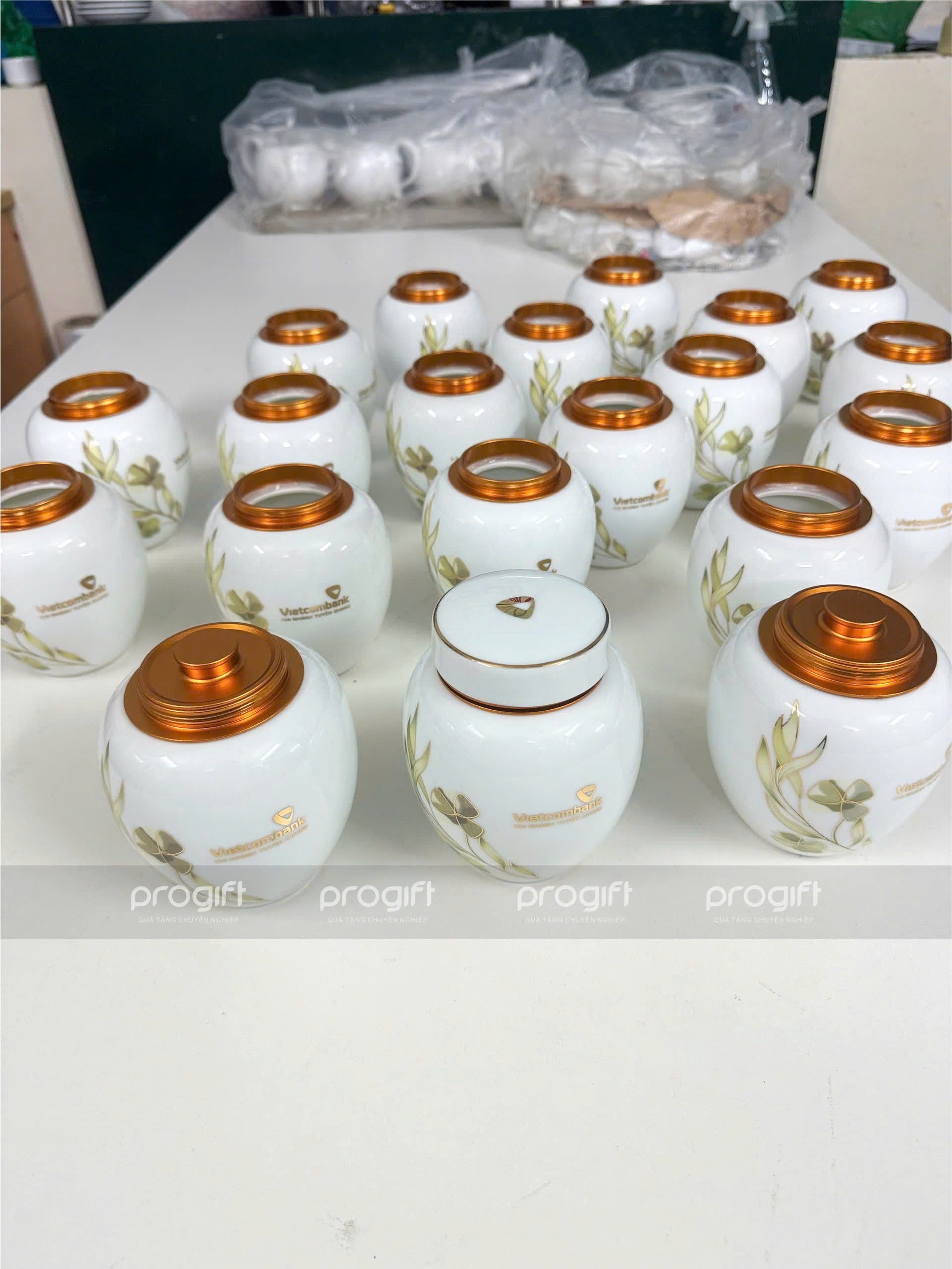Bình đựng trà (Lọ chè) - QG 1