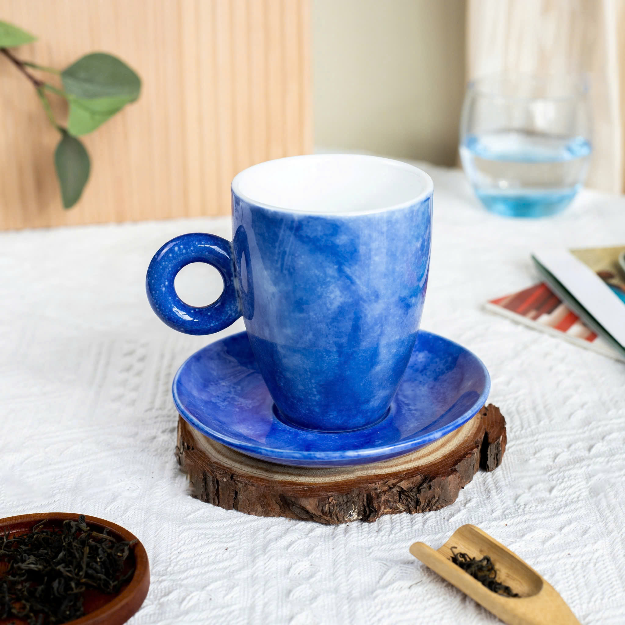 Cốc sứ men đá độc đáo