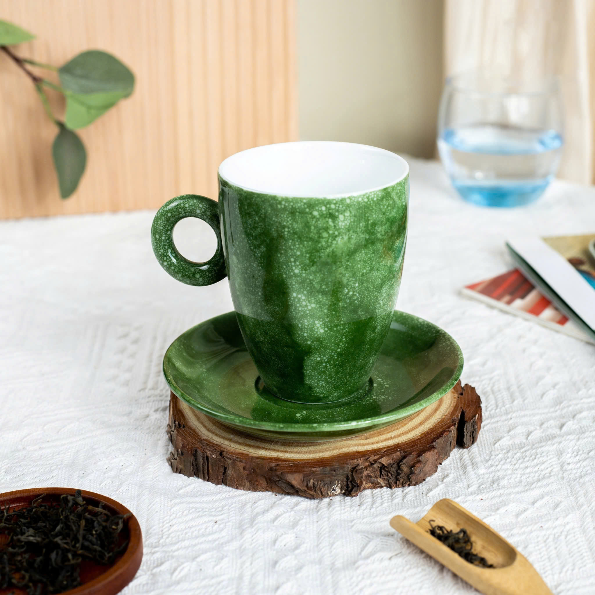 Cốc sứ men đá độc đáo