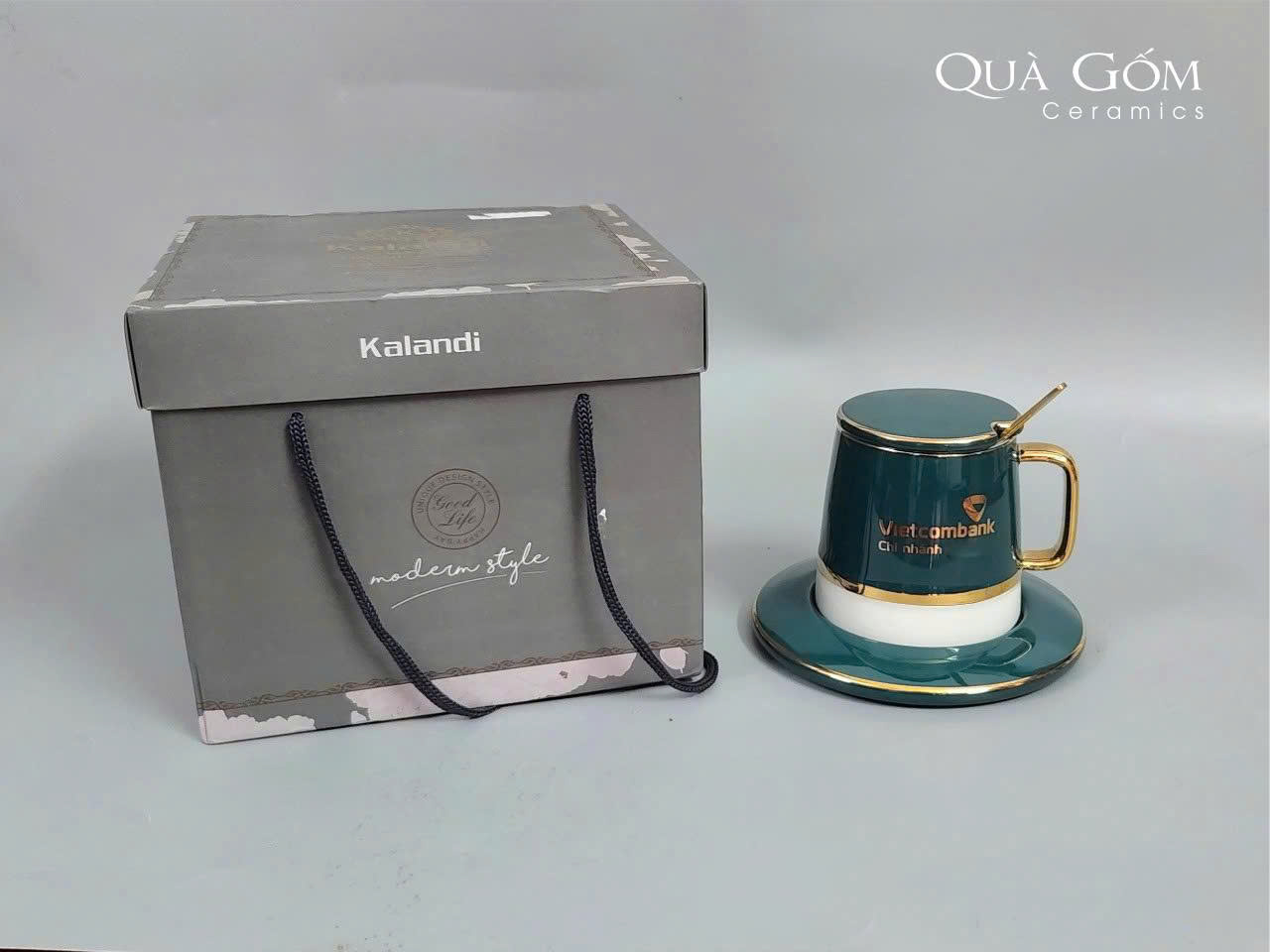 Tách cafe sứ viền vàng nhập khẩu cao cấp KH Vietcombank
