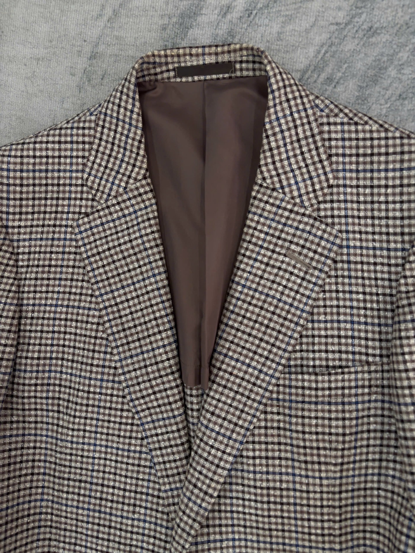 Blazer Burberrys wool caro – túi hộp – lót nửa – độ mới 95%