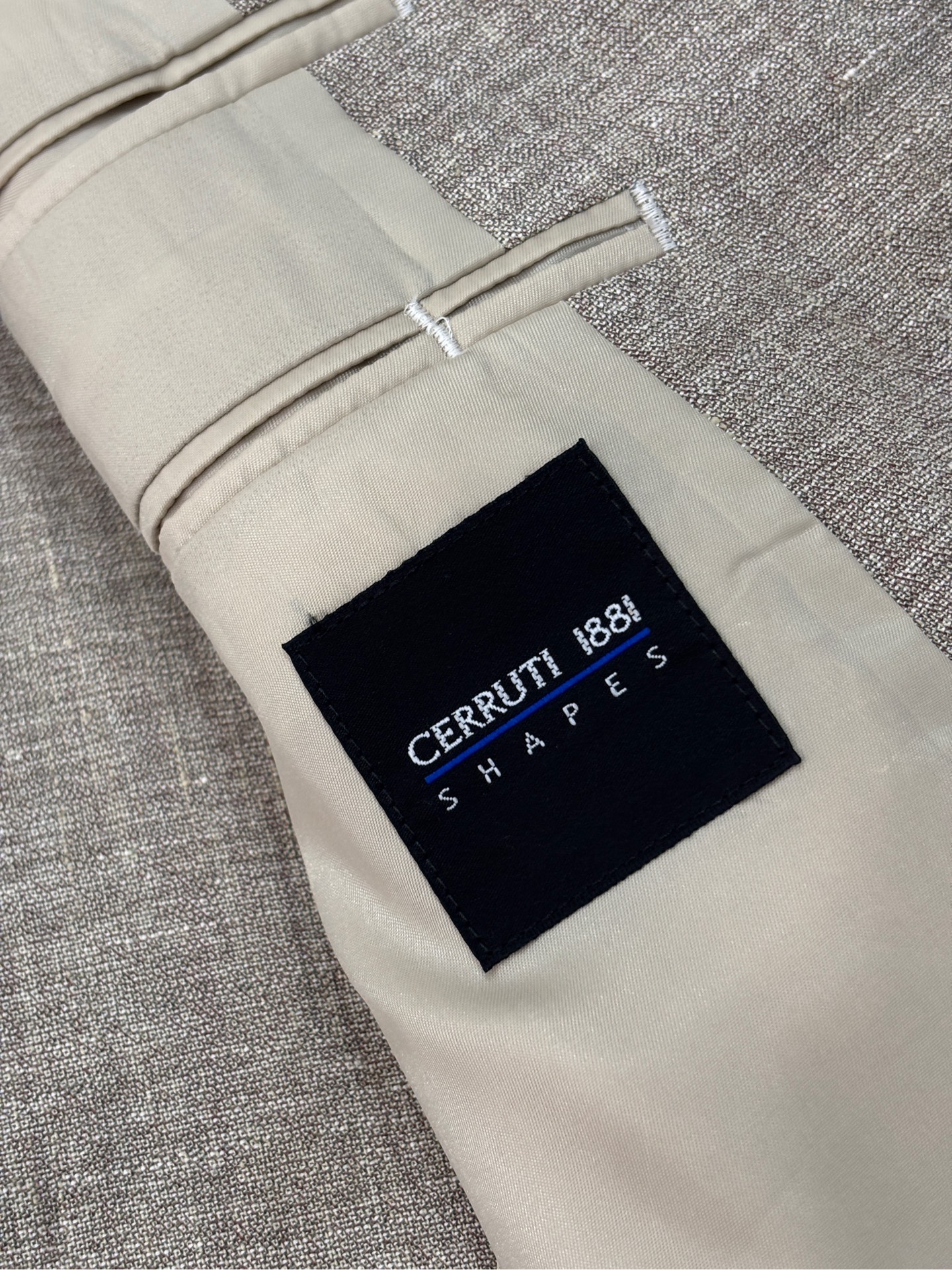 Blazer CERRUTI 1881 SHAPES | Linen sáng 2 cúc cổ điển | độ mới 95%