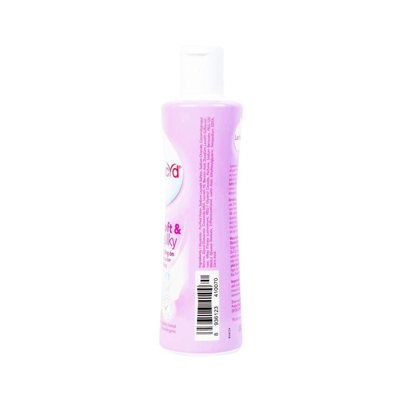 Dung dịch vệ sinh phụ nữ Lactacyd Soft And Silky (chai 250ml)
