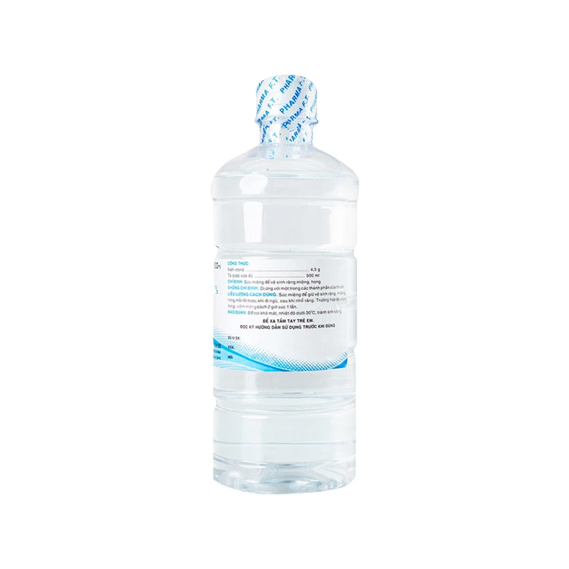 Nước muối Natri Clorid 0.9% F.T Pharma dùng rửa vết thương, súc miệng (chai 500ml)