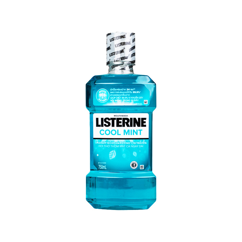 Nước súc miệng Listerine Cool Mint bảo vệ nướu, giúp hơi thở thơm mát (chai 750ml)