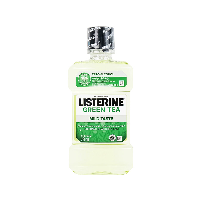 Nước súc miệng Listerine Green Tea cho răng chắc khỏe (chai 250ml)