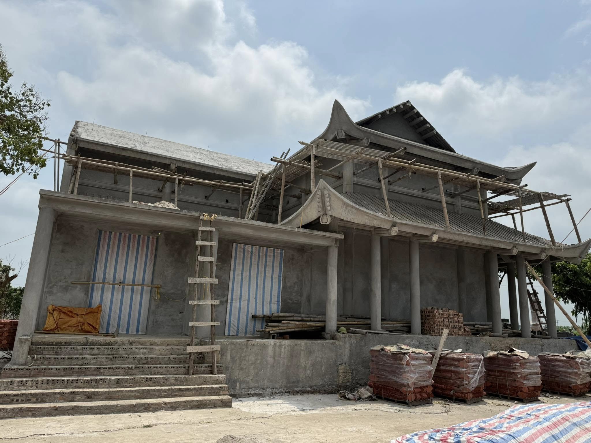 Hướng Dẫn Chọn Gạch Phù Hợp Cho Các Công Trình Xây Dựng