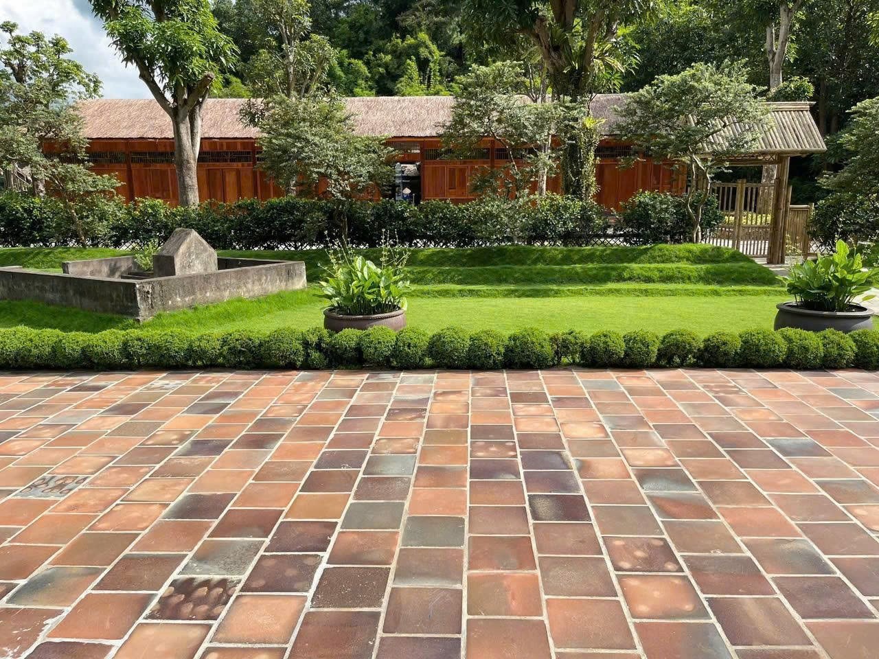 GẠCH BÁT CỔ HỎA BIẾN BÌNH DƯƠNG