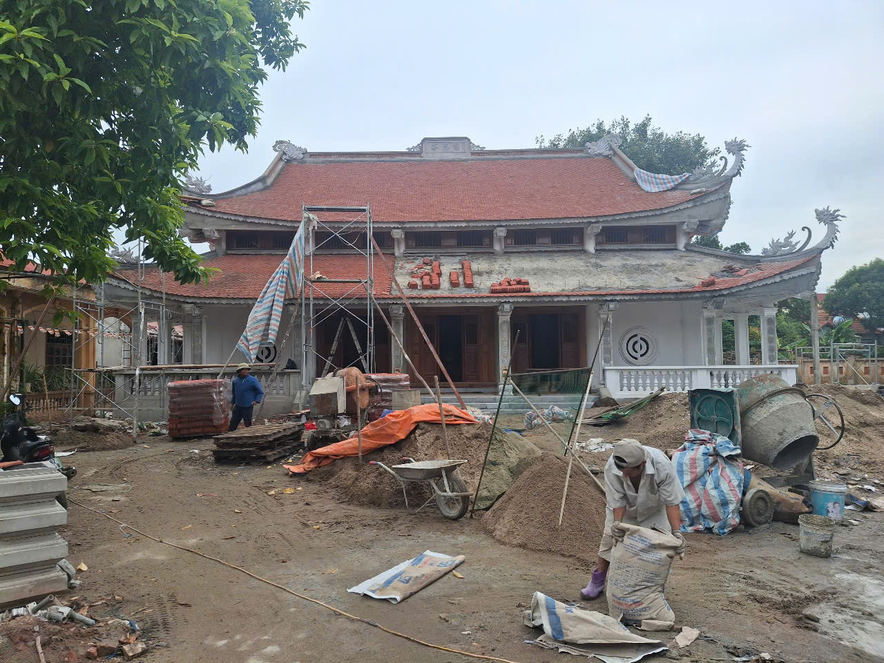 NGÓI XÂY DỰNG: KHÁI NIỆM, PHÂN LOẠI, KINH NGHIỆM CHỌN MUA