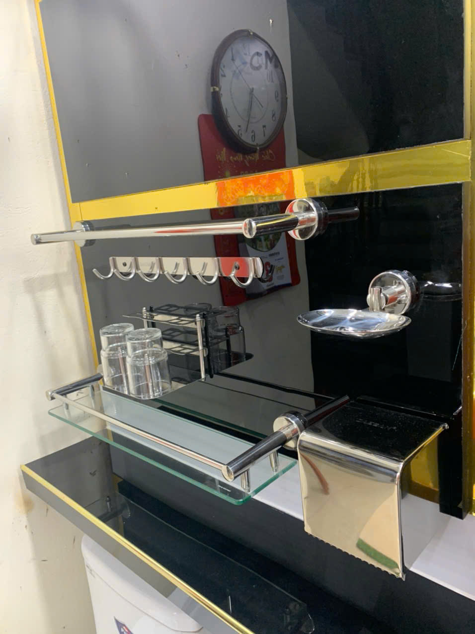 Gợi ý lựa chọn mẫu móc áo Inox treo nhà tắm chuẩn, bền, đẹp nhất