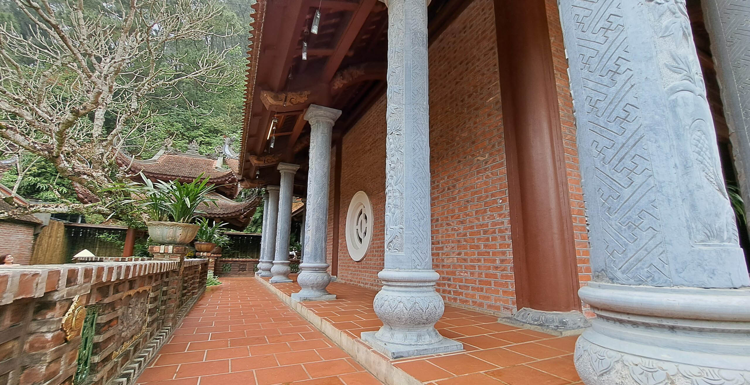 Gạch lát cổ