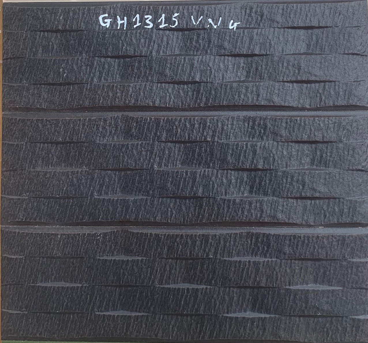 Gạch thẻ trang trí VNG GH 1315 kích thước 10x33 cm