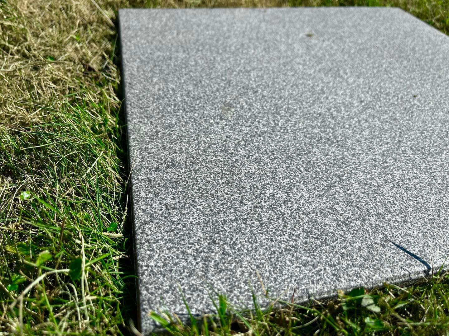 Gạch lát 40x40cm màu ghi chấm đậm