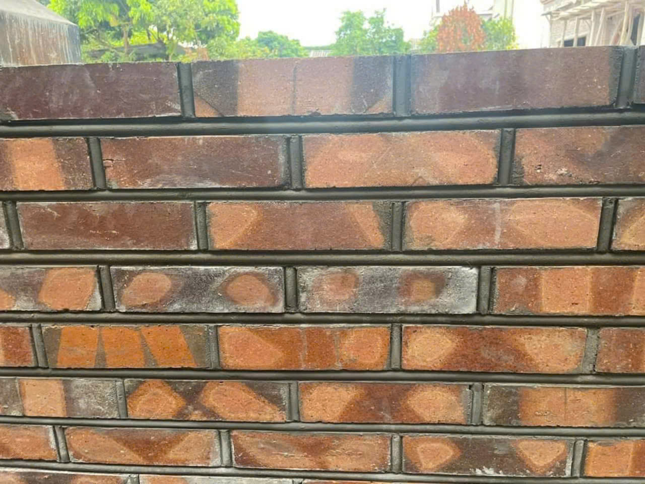 Gạch không trát hỏa biến