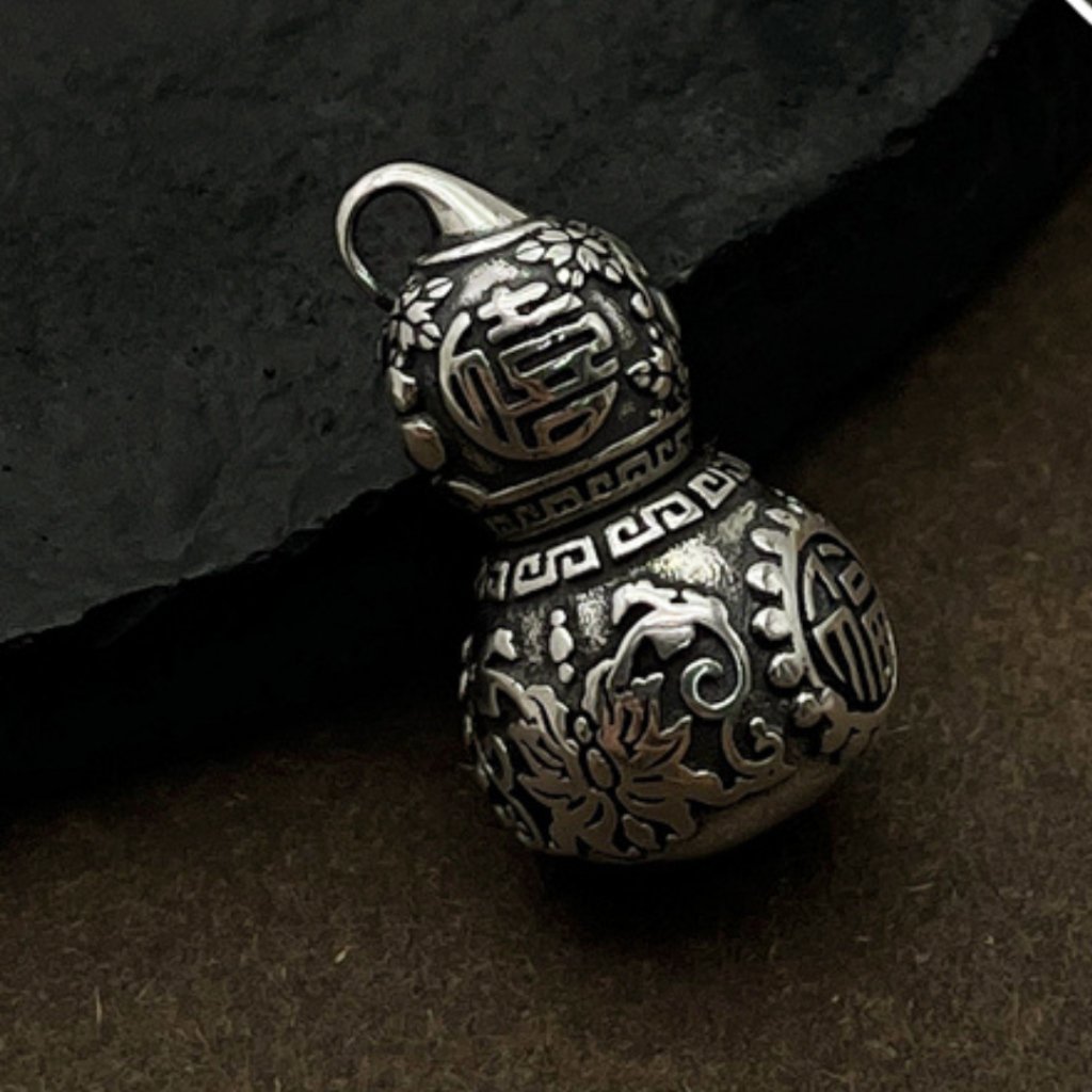 Vòng Cổ Mặt Hồ Lô Bạc 925, Charm Bạc Phong Thủy Khắc Chữ Phúc Chiêu Tài Bình An - Seven Degree