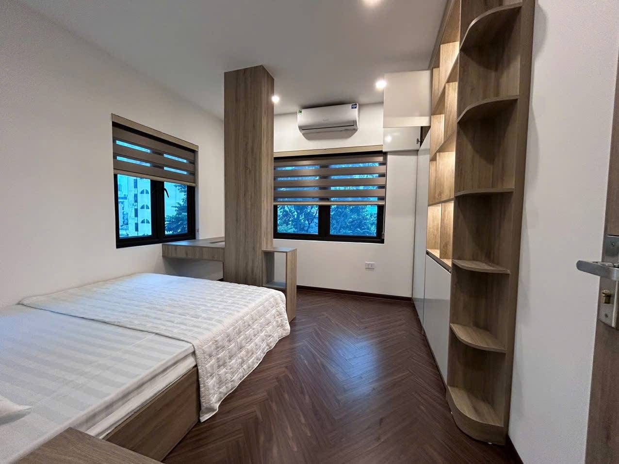 TOÀ CĂN HỘ CAO CẤP LẠC LONG QUÂN