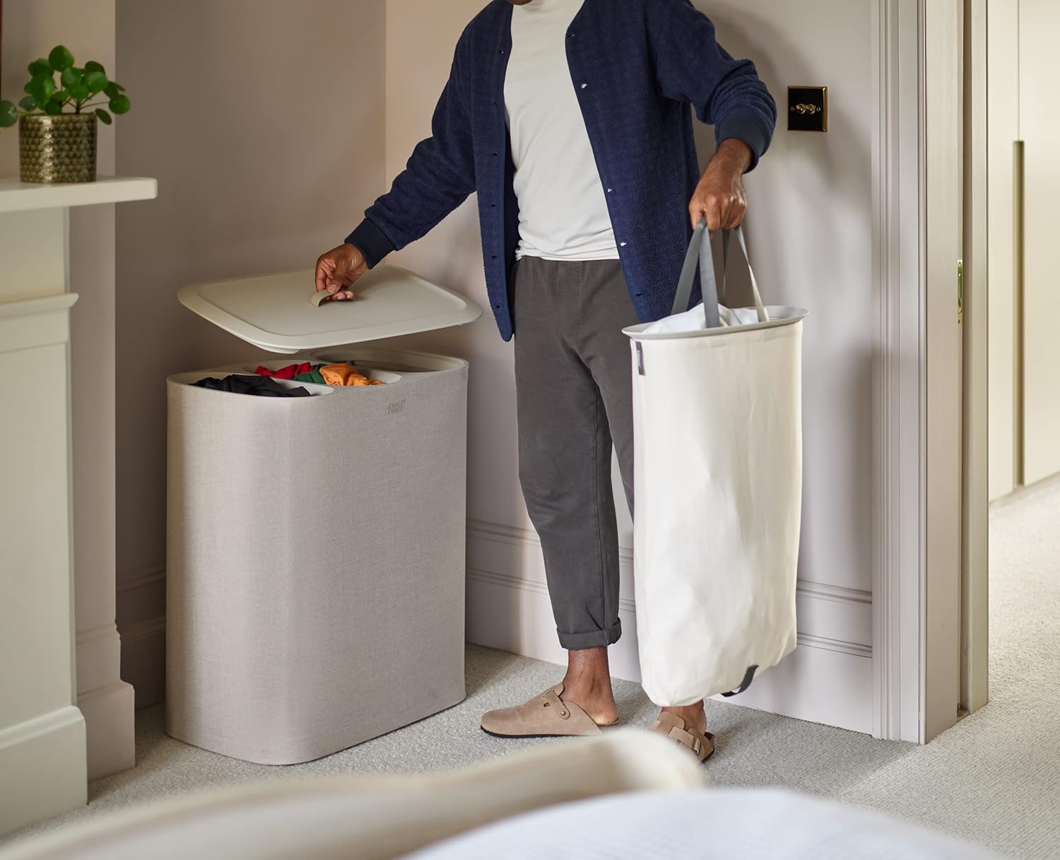 Giỏ đựng quần áo 3 ngăn Joseph Joseph 90L | 50021