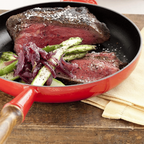 Chảo gang cán gỗ Le Creuset 24cm màu đỏ