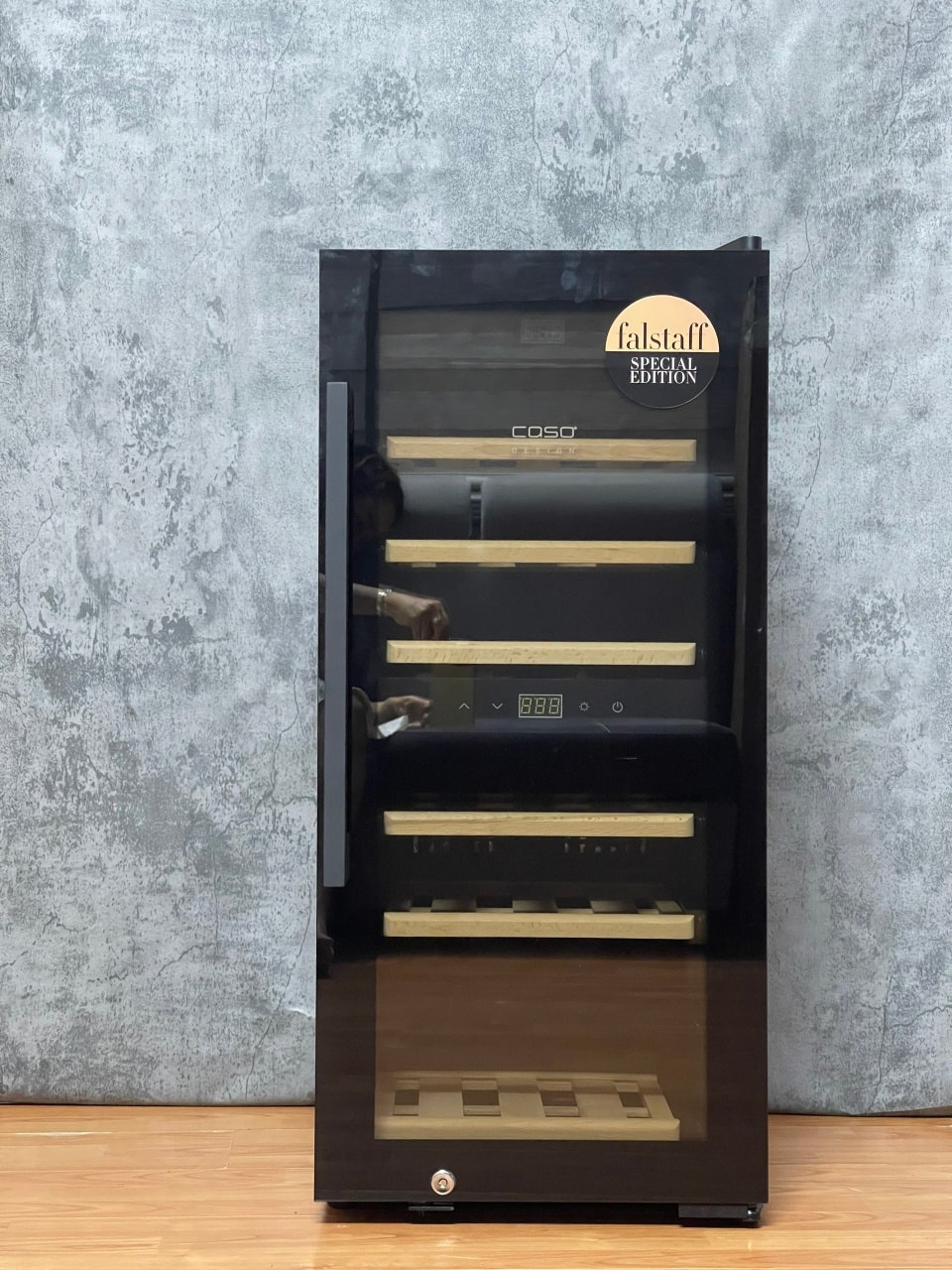 Tủ bảo quản rượu vang Caso WineExclusive 24 Smart | 718