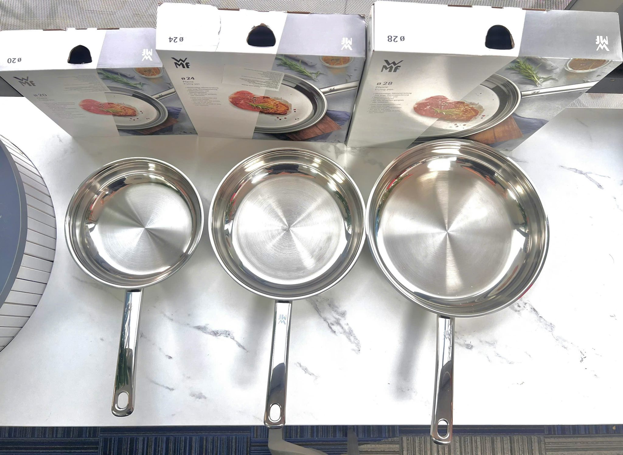 Chảo inox WMF Profi Pfannen Favorit lòng phẳng