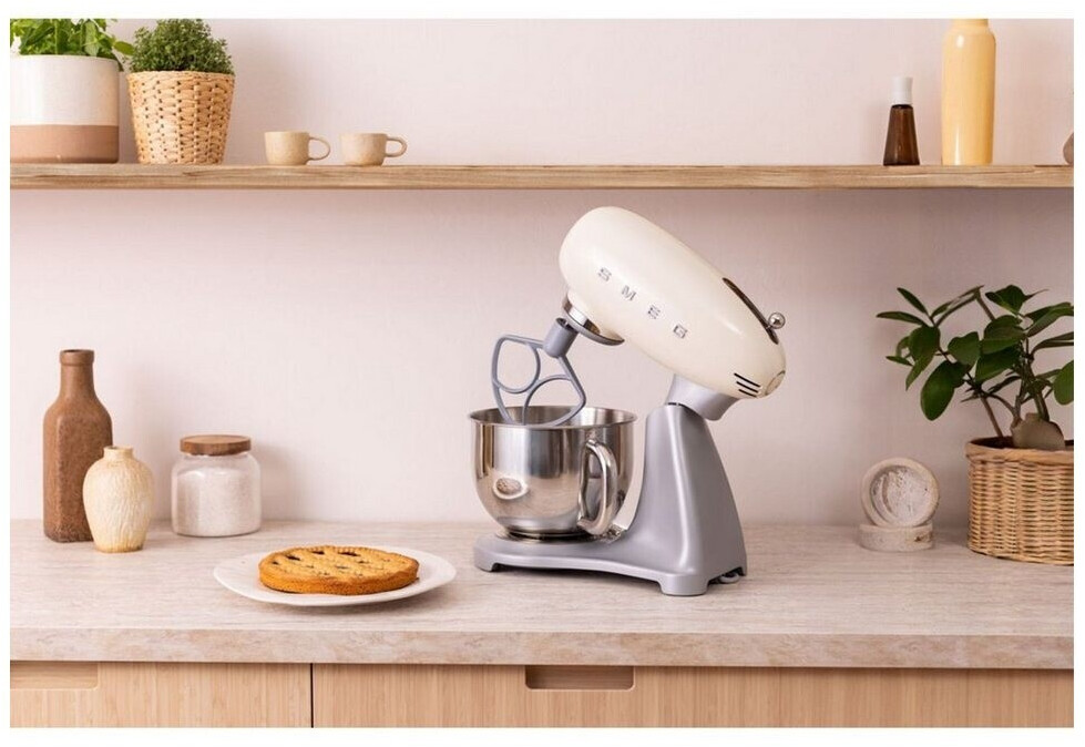 Máy trộn bột đa năng SMEG | SMF04
